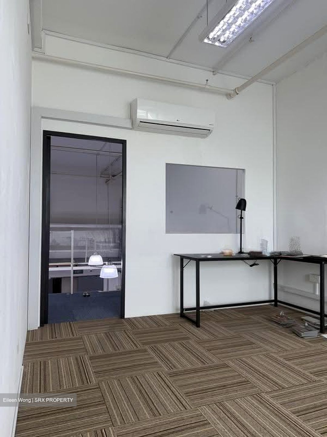 Oxley Bizhub (D14), Factory #619296591